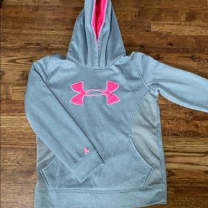Under Armour sweatshirt